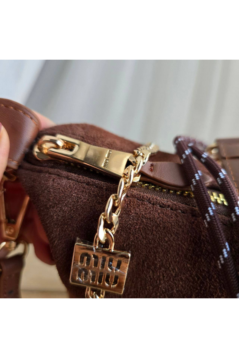 MIU MIU Замшевая сумка 22x14 см