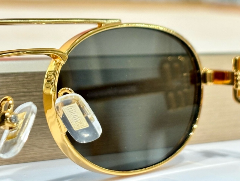 MIU MIU Женские солнцезащитные очки  Oval