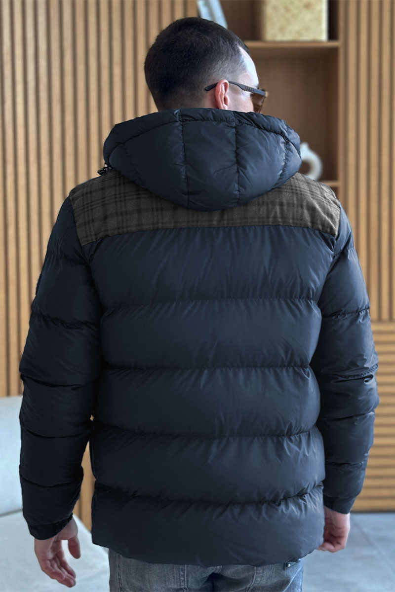 Burberry Куртка тёмно-синего цвета TB logo