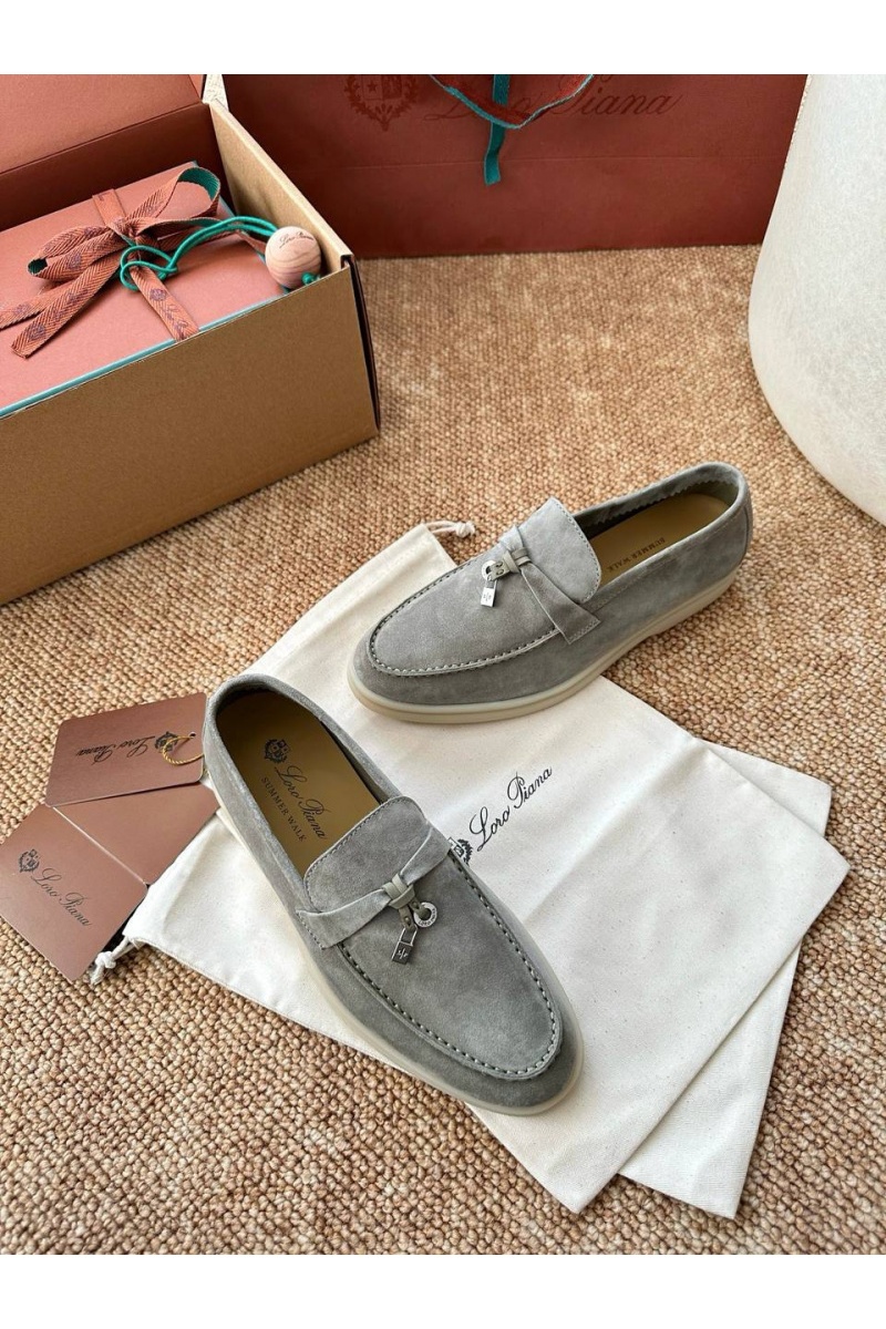 Loro Piana Женские замшевые лоферы Summer Charms Walk premium