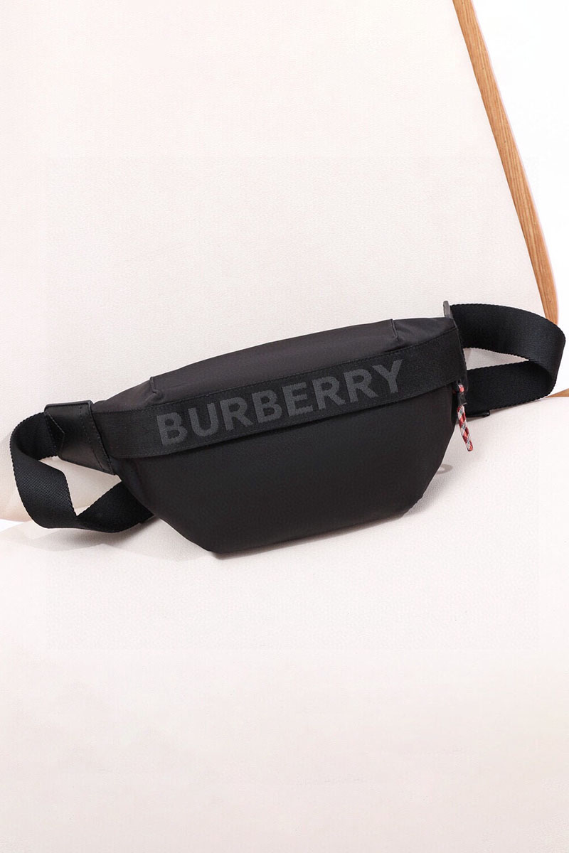Burberry Чёрная сумка на пояс Sonny Premium 31x7.5x16 см