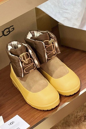 Женские замшевые ботинки Classic Maxi Toggle Mini - Chestnut