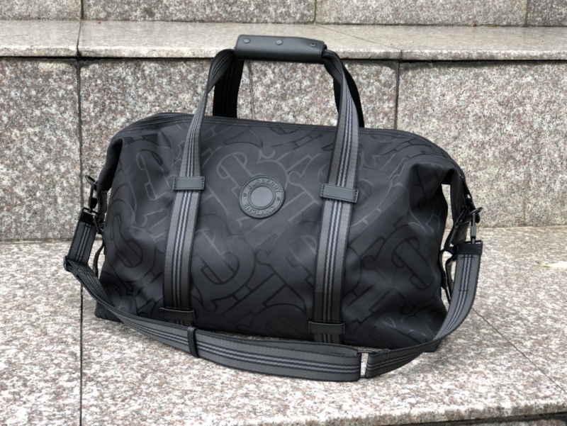 Burberry Нейлоновая дорожная сумка  Premium 50x29x19 см