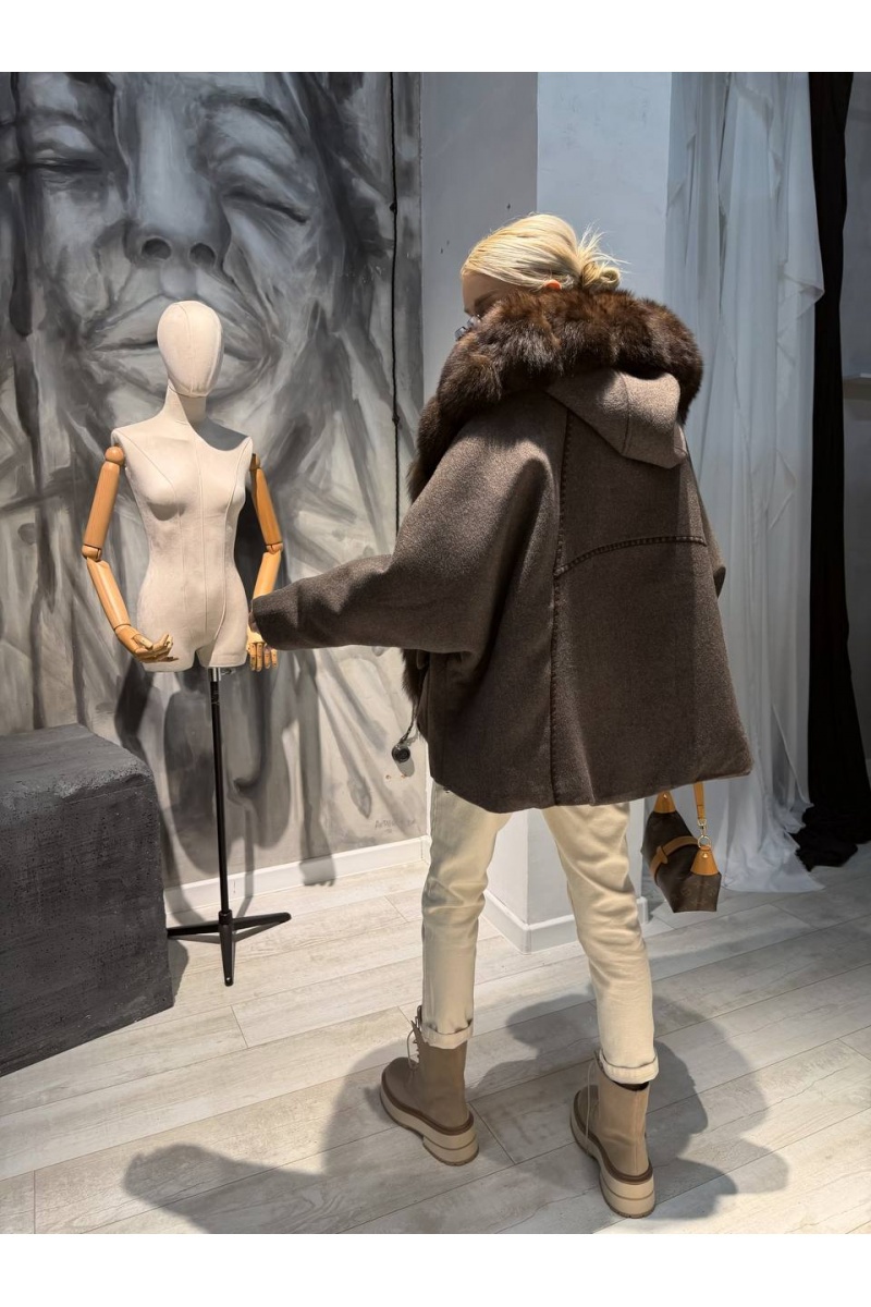 Max Mara Женское пальто с натуральным мехом premium