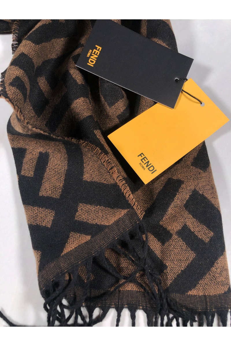 Fendi Мужской шарф FF Monogram 185x35 см