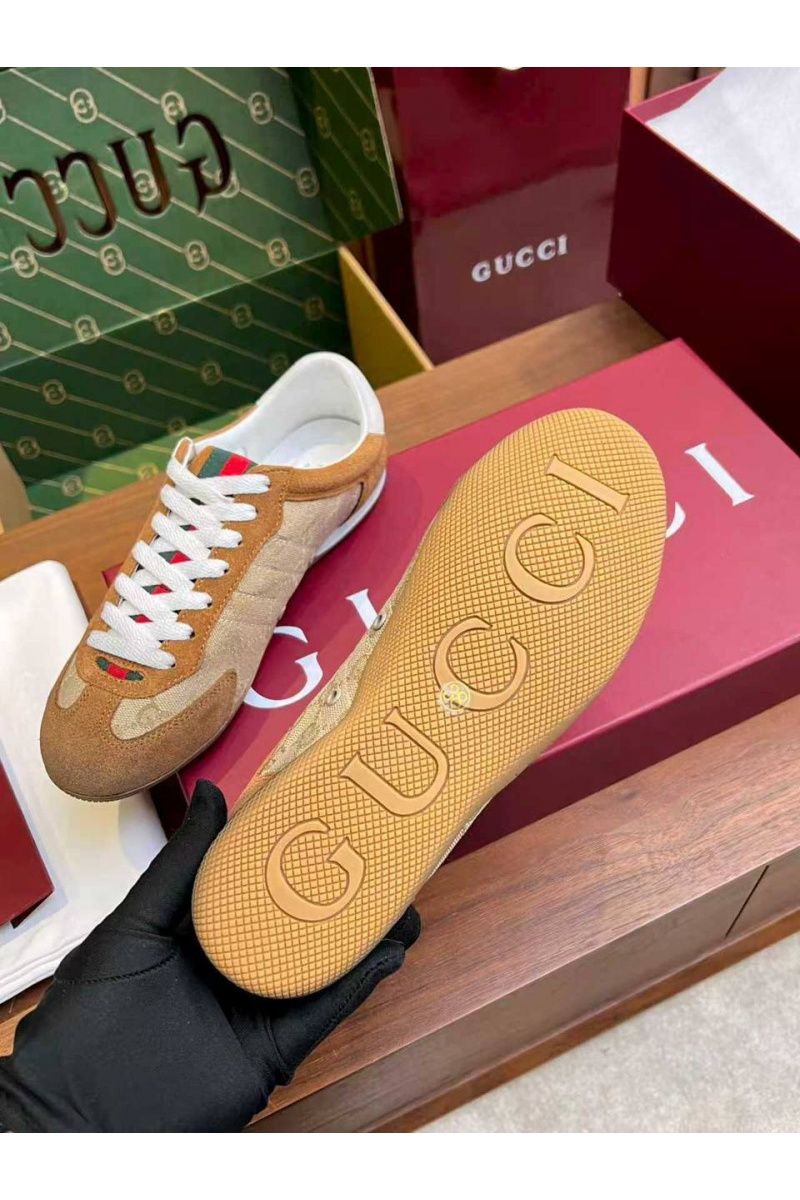 Gucci Женские кожаные кроссовки GG Shift premium