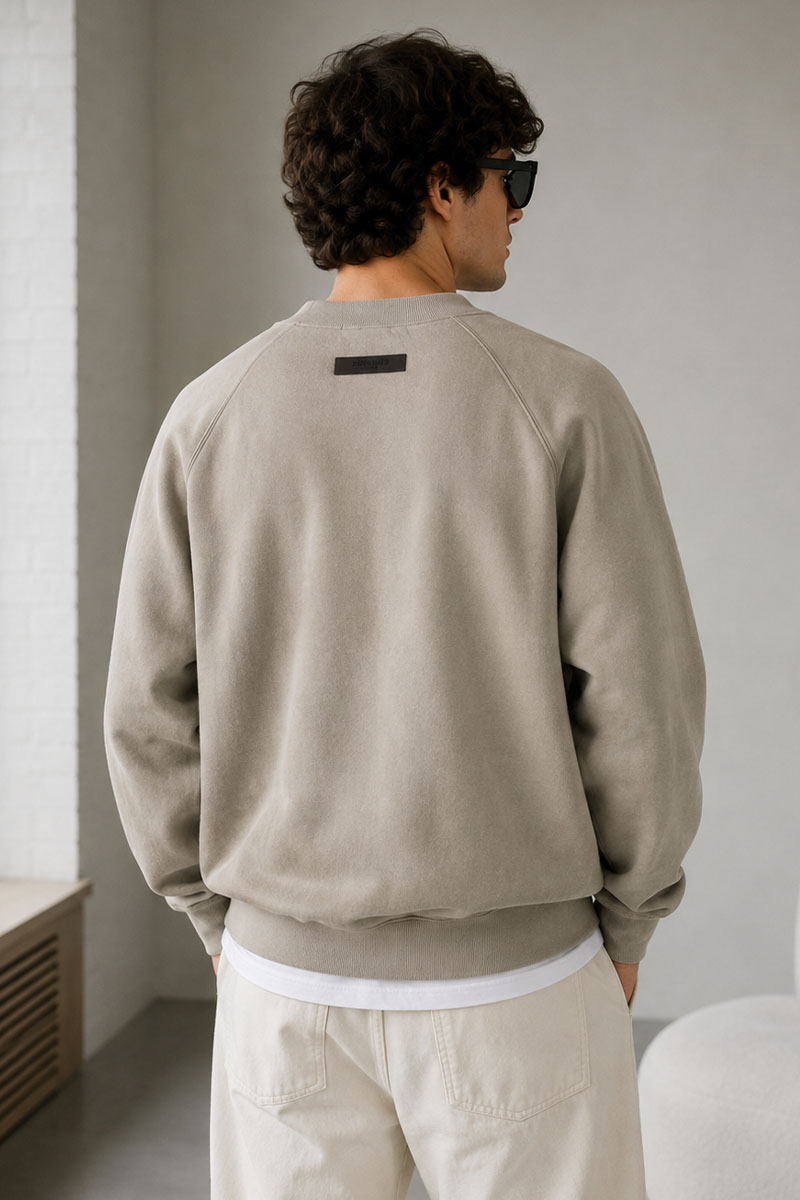 Designer Clothing Бежевый свитшот Fear Of God Essentials Flocked Logo