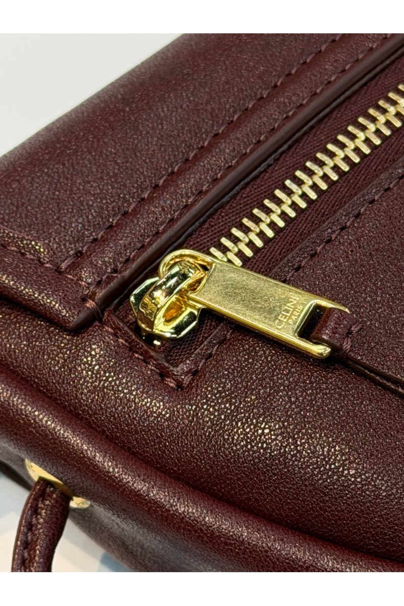 Celine Кожаная сумка Little Halfmoon Soft Triomphe premium 25x13x5 см