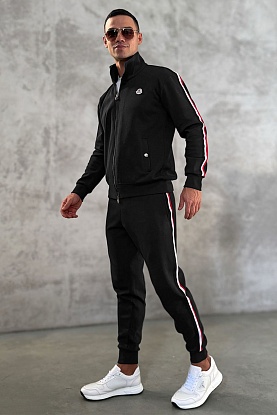 Чёрный спортивный костюм logo-patch