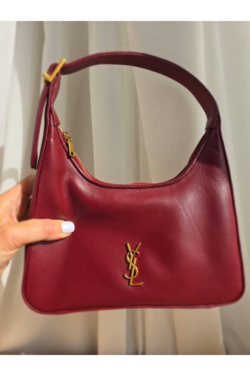 Yves Saint Laurent Кожаная сумка Calypso Mini 25x14 см