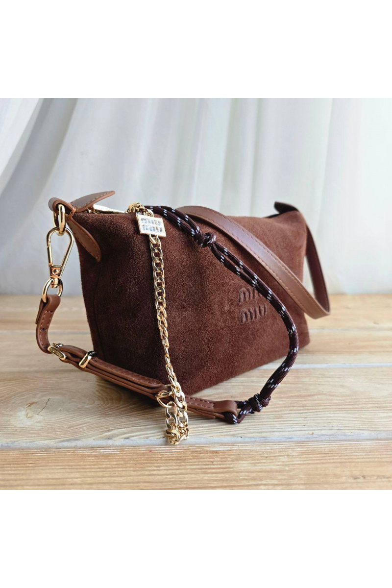 MIU MIU Замшевая сумка 22x14 см