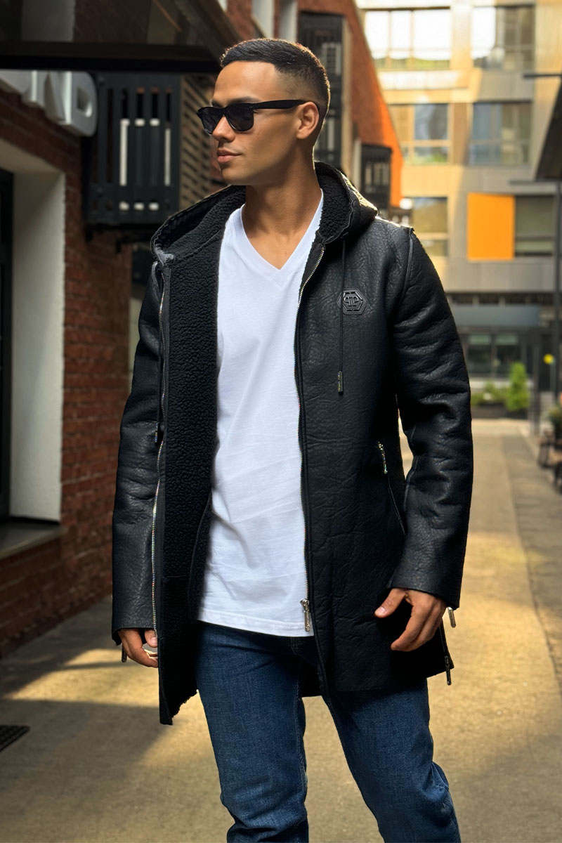 Philliр Рlеin Мужское утеплённое пальто чёрного цвета