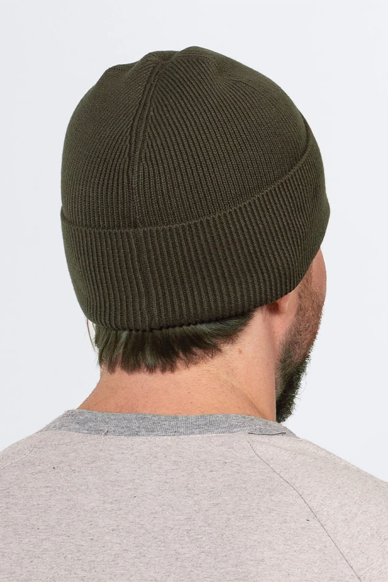 Emporio Armani EA7 Шапка цвета хаки Mountain U Shield