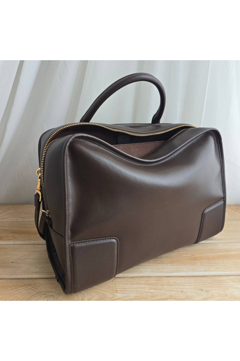Loewe Кожаная сумка Amazona 27x18 см