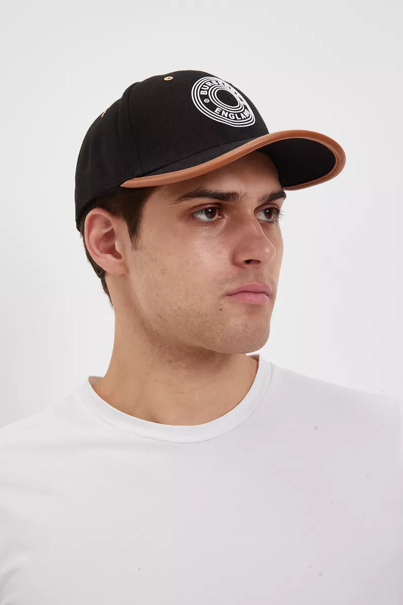 Burberry Бейсболка чёрного цвета logo-applique