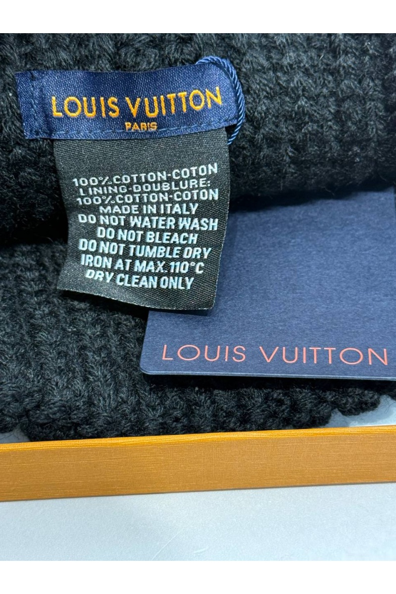 Lоuis Vuittоn Шапка logo-embroidered - Black