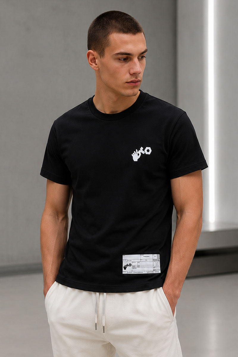 Off-White Чёрная футболка teenage engineering