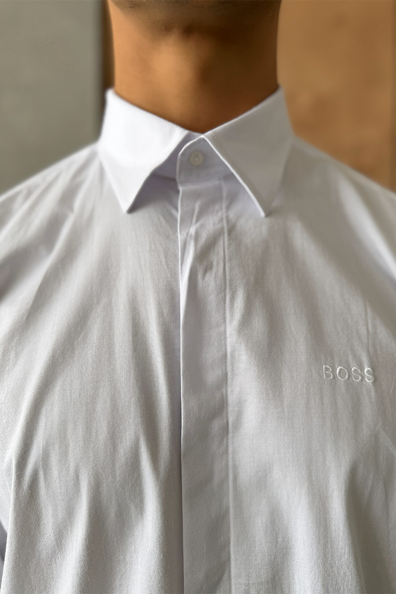 Hugо Воss Мужская белая рубашка logo-embroidered