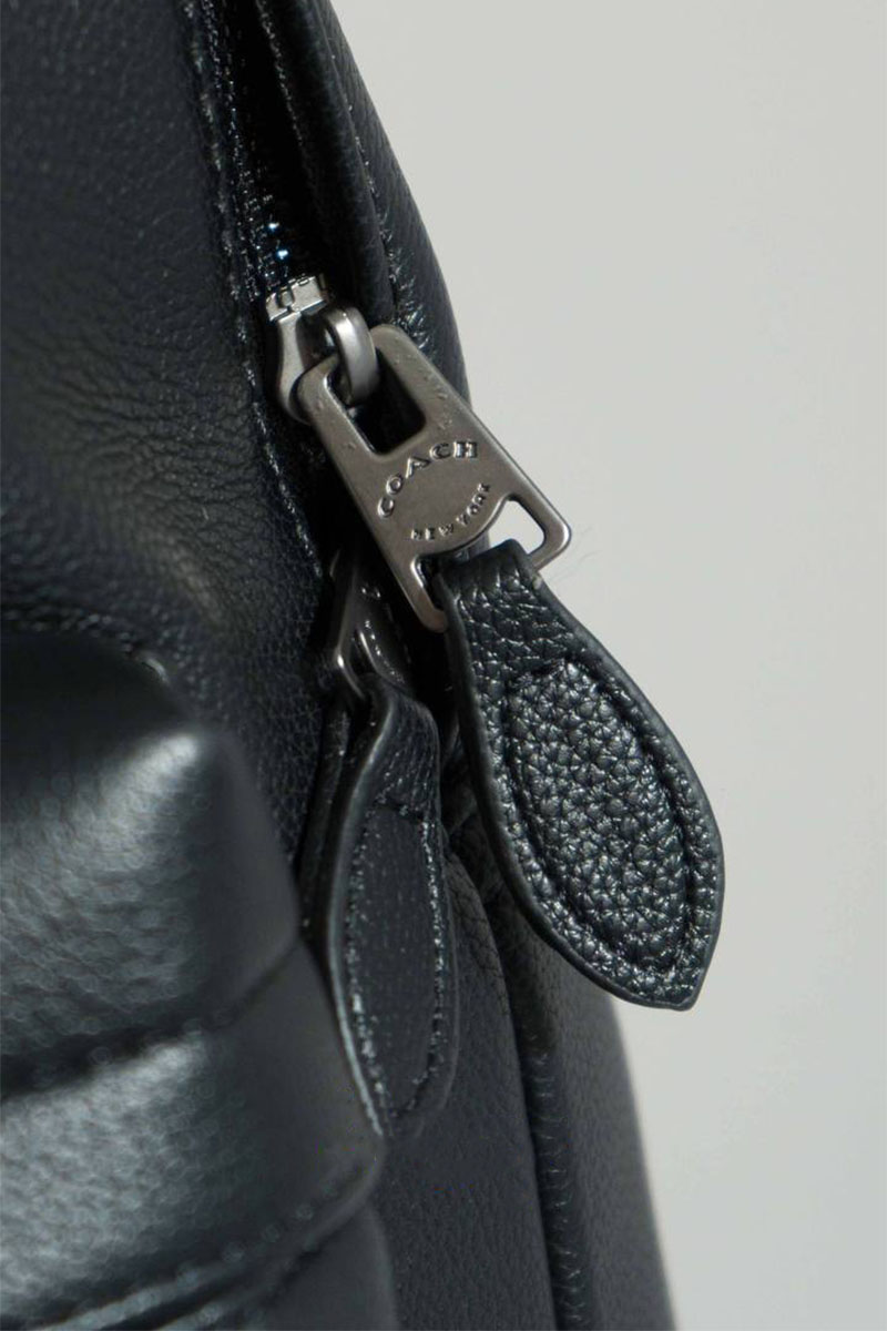Coach Кожаный рюкзак Coach Charles 40x31 см