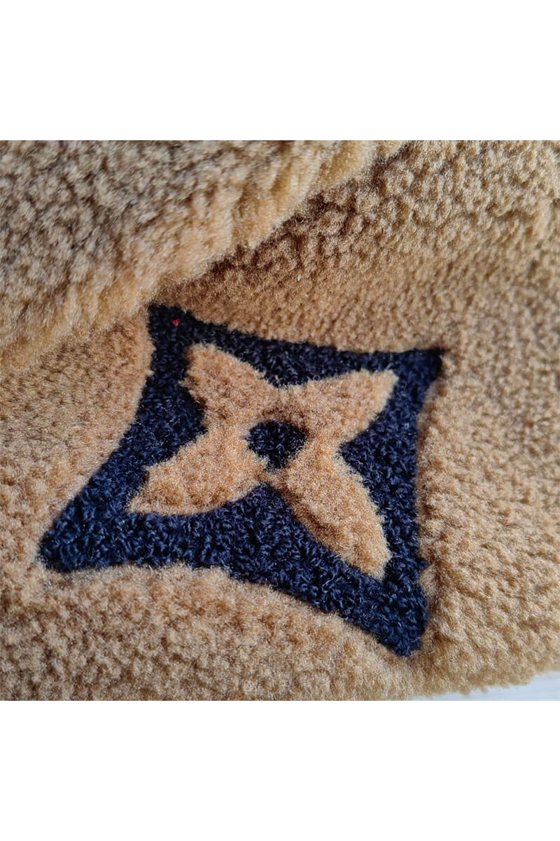 Lоuis Vuittоn Сумка на пояс Monogram Teddy 31x20 см - Brown 