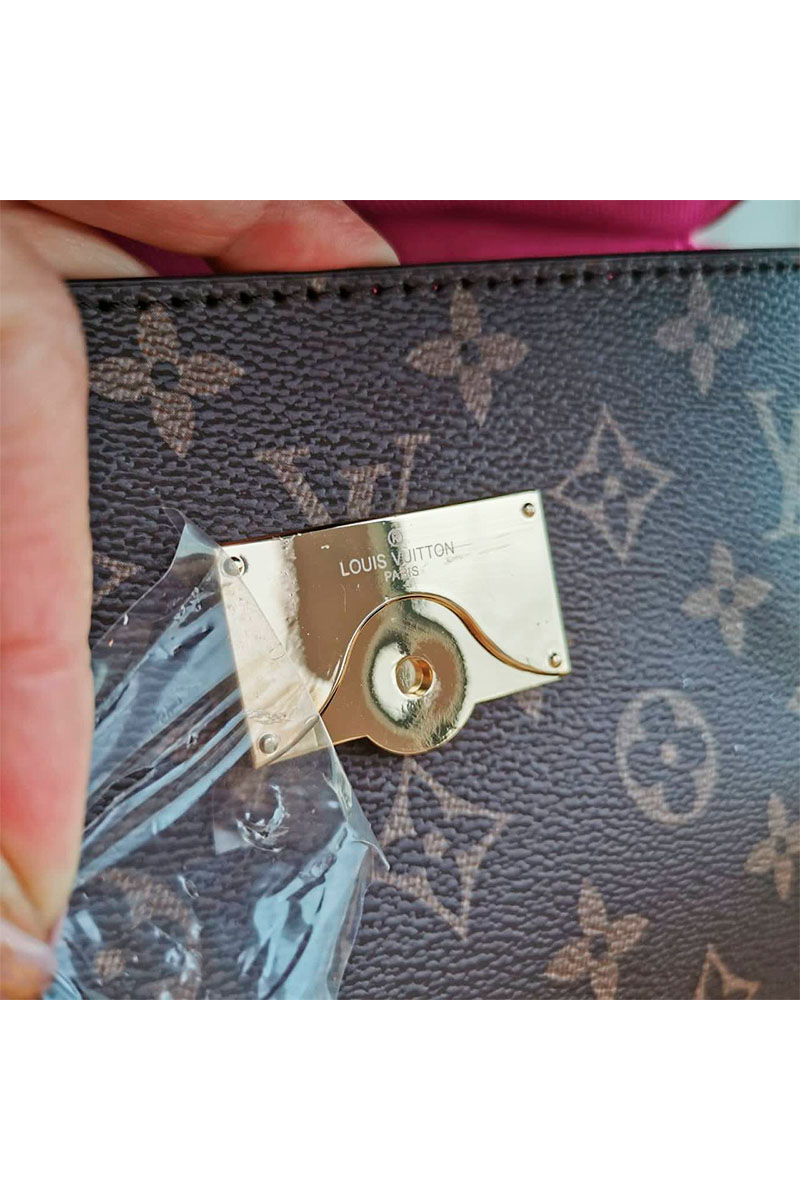 Lоuis Vuittоn Кожаная сумка Cluny BB 28x20x10 см
