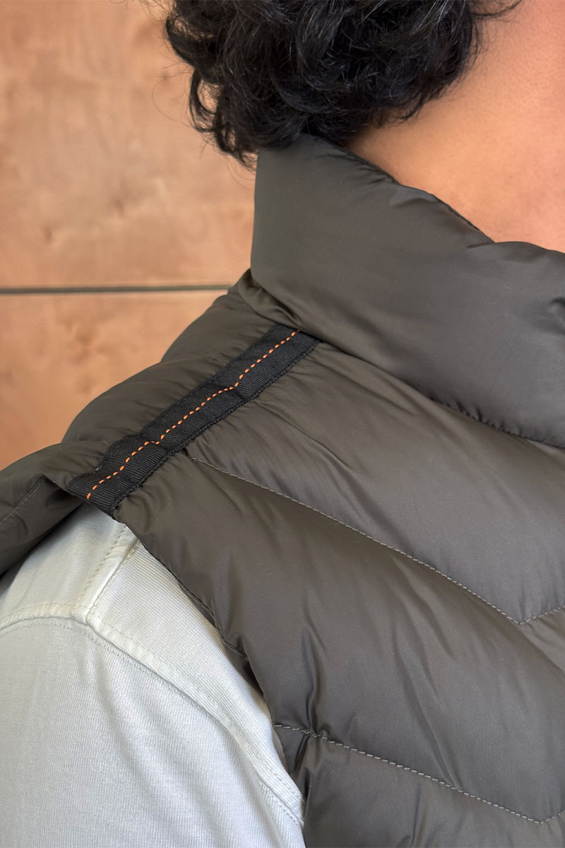 Designer Clothing Жилет цвета хаки Parajumpers