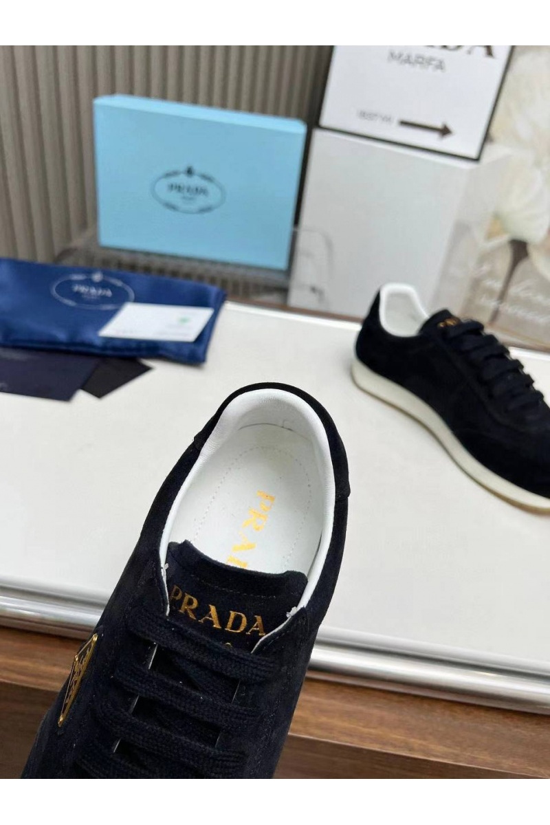 Prada Женские замшевые кроссовки Premium - Black