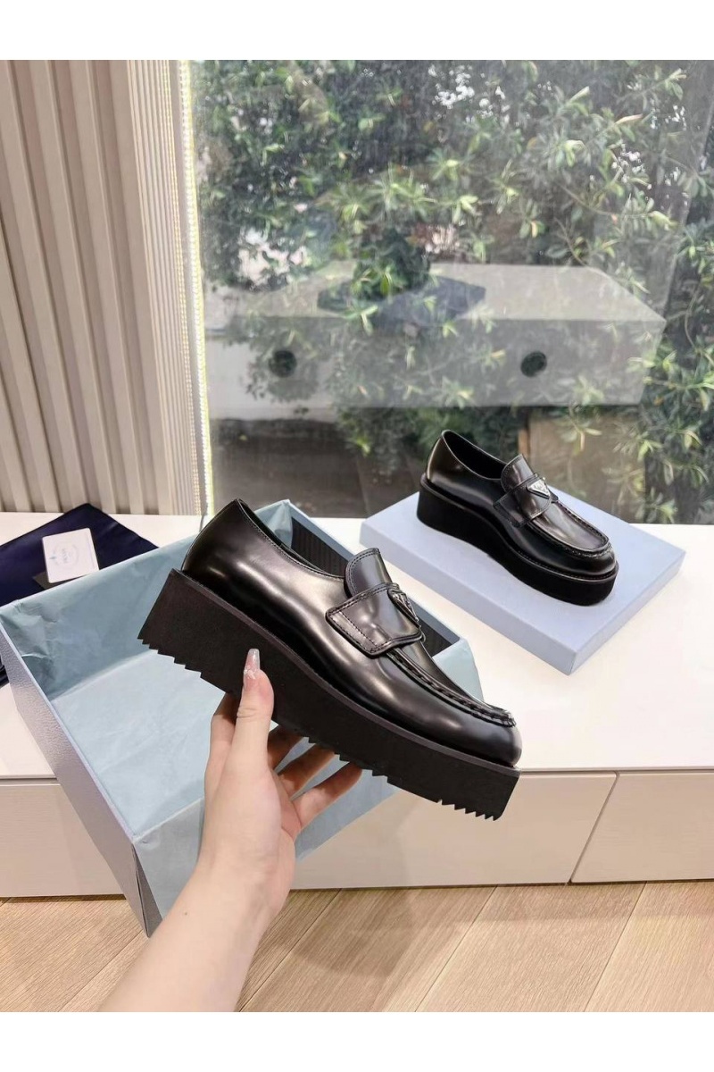 Prada Женские кожаные лоферы Premium - Black