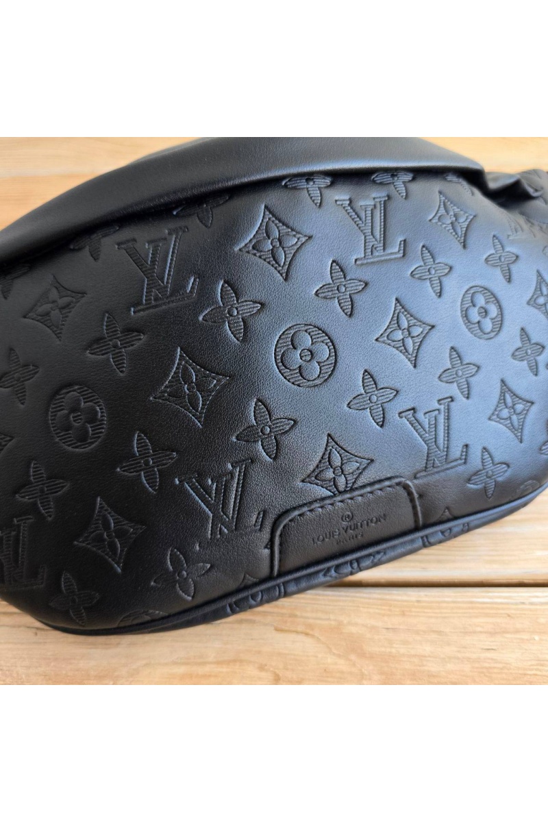 Lоuis Vuittоn Кожаная сумка на пояс Discovery