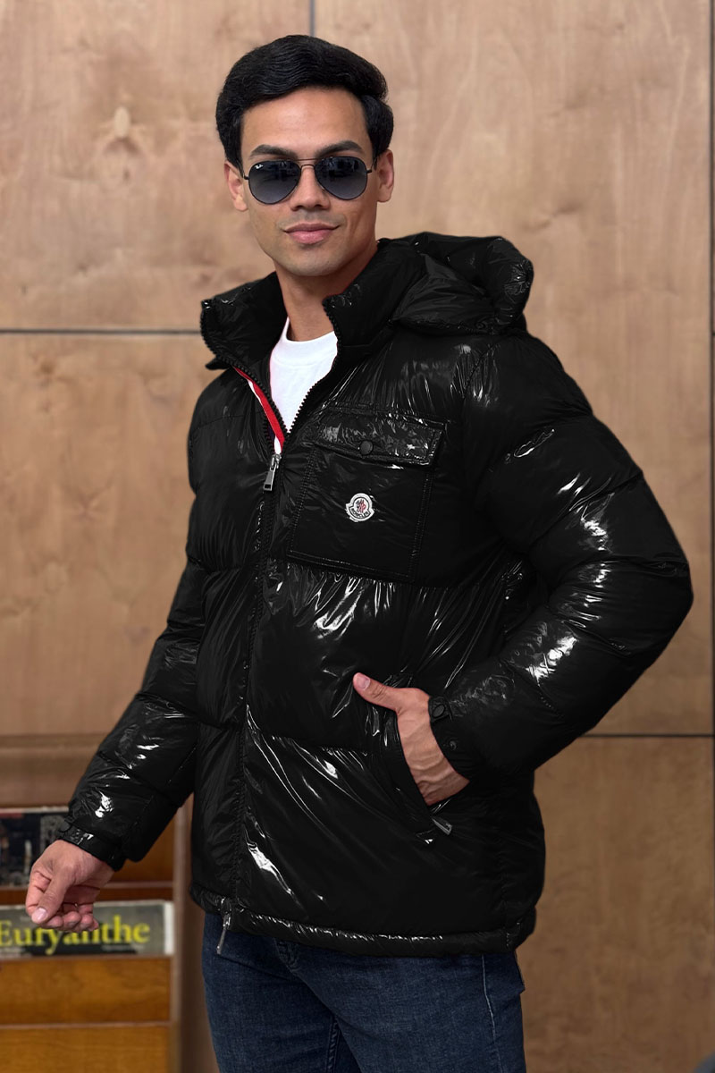 Moncler Мужская куртка чёрного цвета