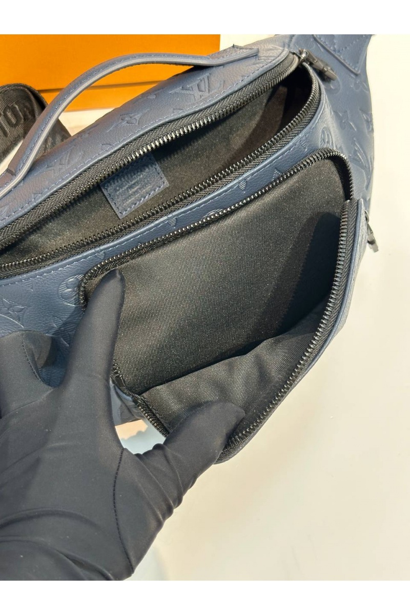 Lоuis Vuittоn Кожаная сумка Rush Bumbag premium 30x15x8 см