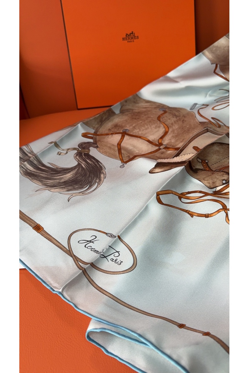 Hermes Платок Grand Galop premium 88x88 см