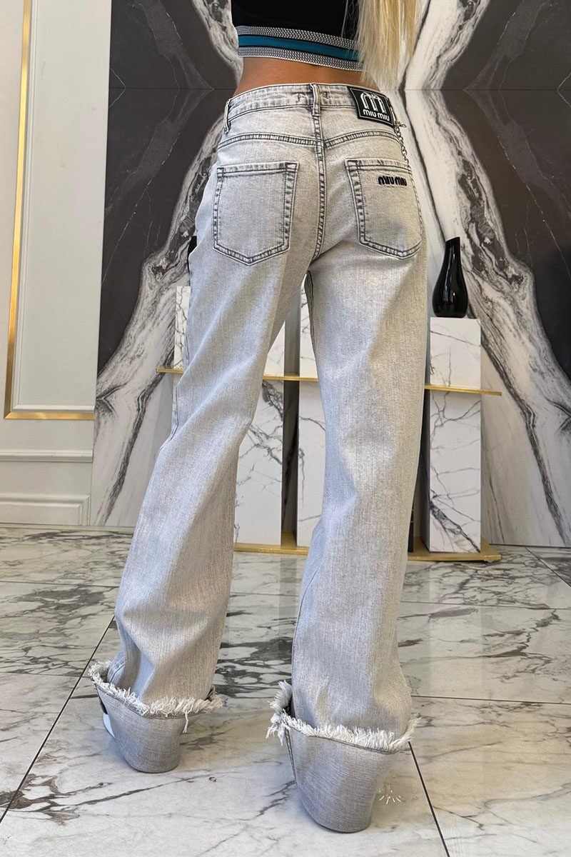 MIU MIU Серые женские джинсы 