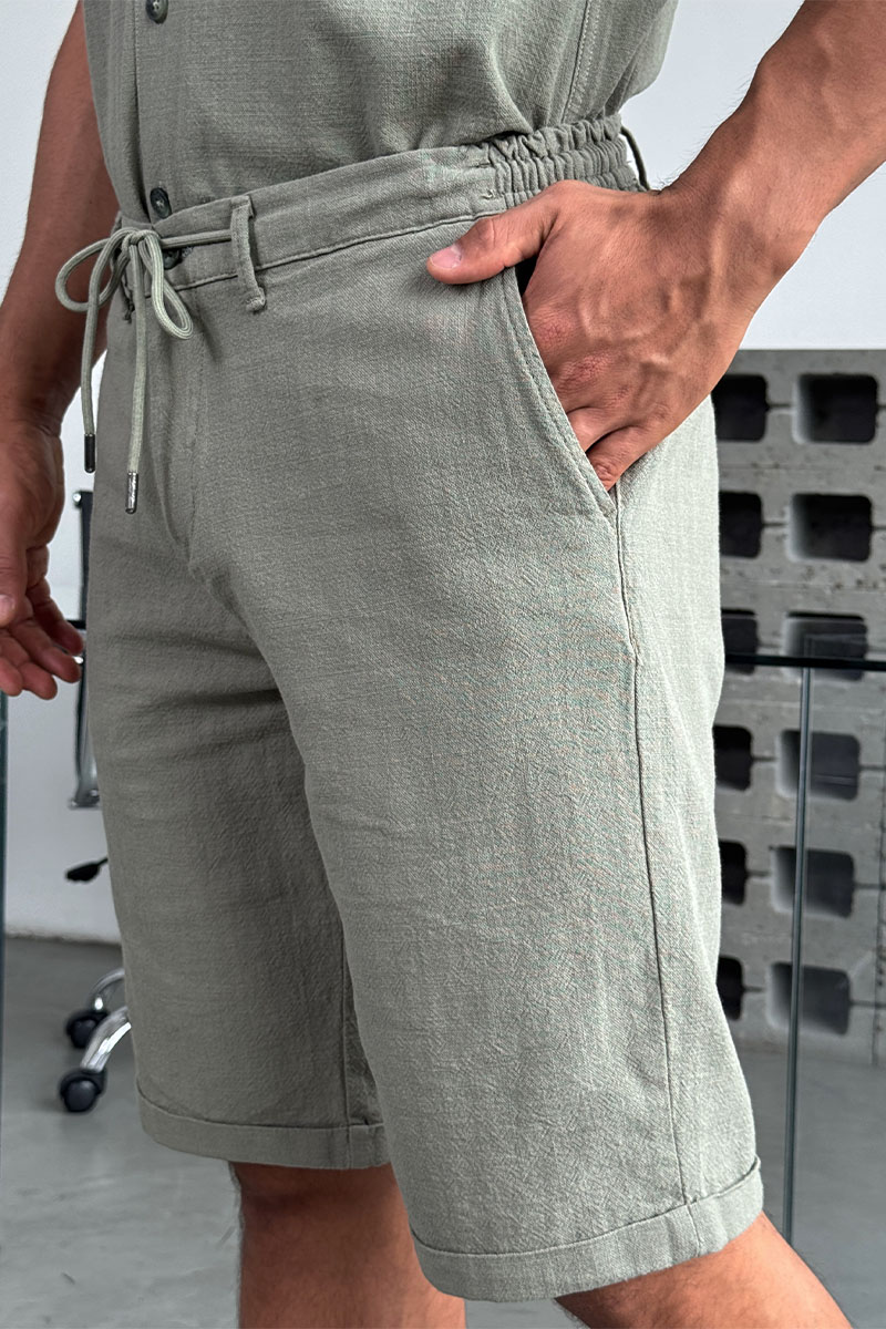 Loro Piana Мужские шорты цвета хаки 