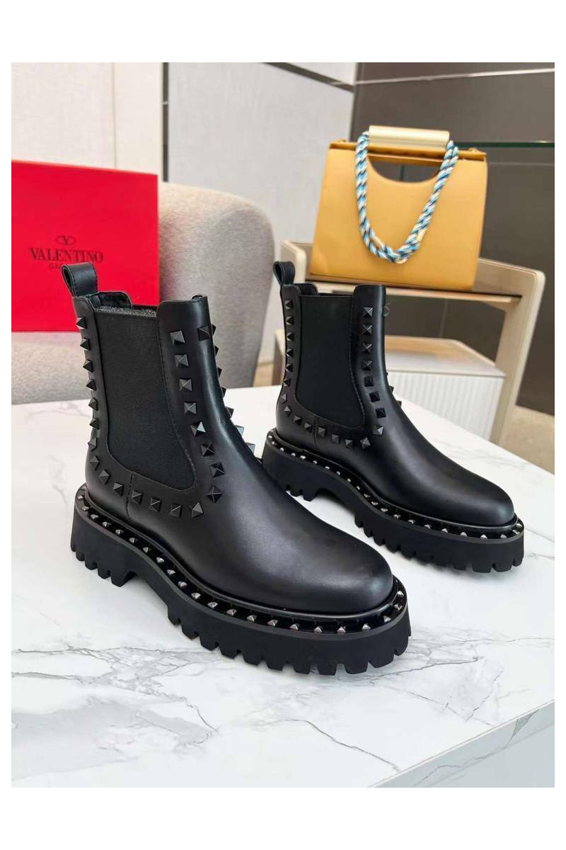 Valentino Женские кожаные ботинки с мехом 