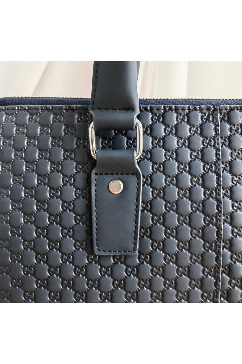 Gucci Кожаная сумка GG Supreme briefcase 38х28 см