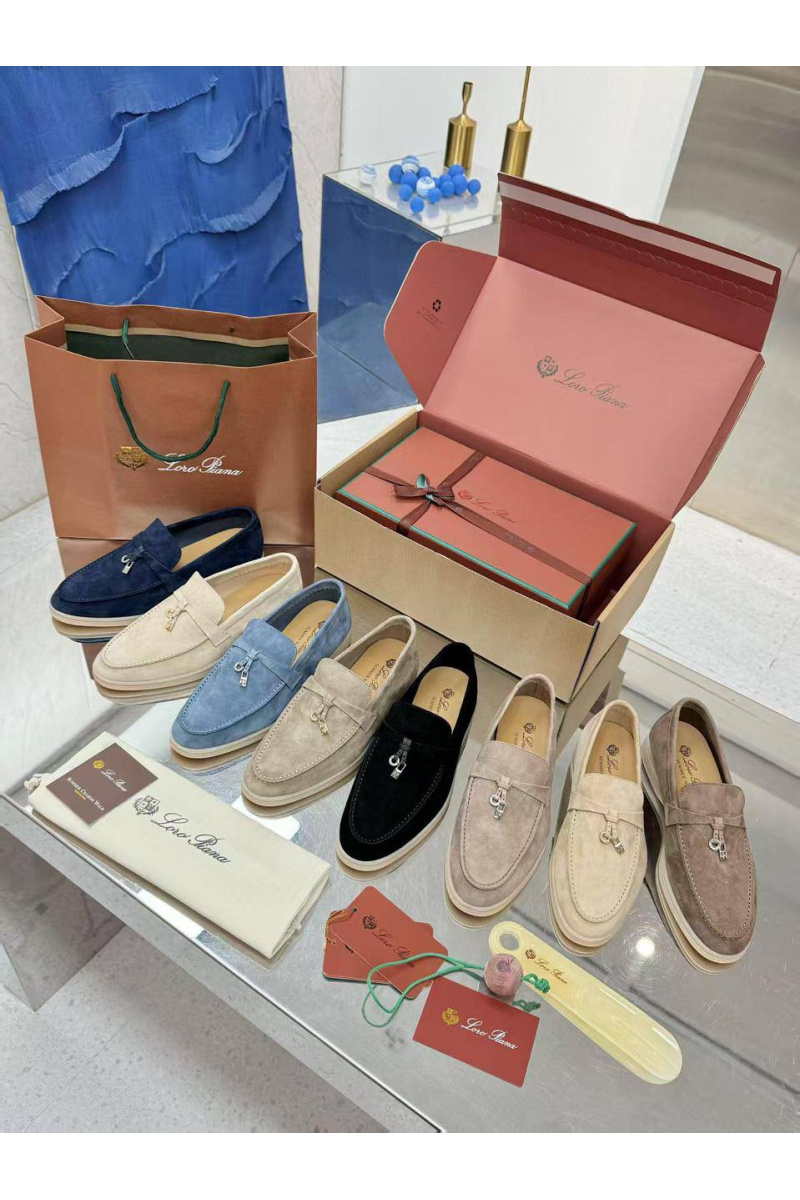 Loro Piana Женские замшевые лоферы  Summer Charms Walk premium