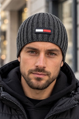 Мужская серая шапка logo-patch