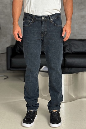 Мужские тёмно-синие джинсы 