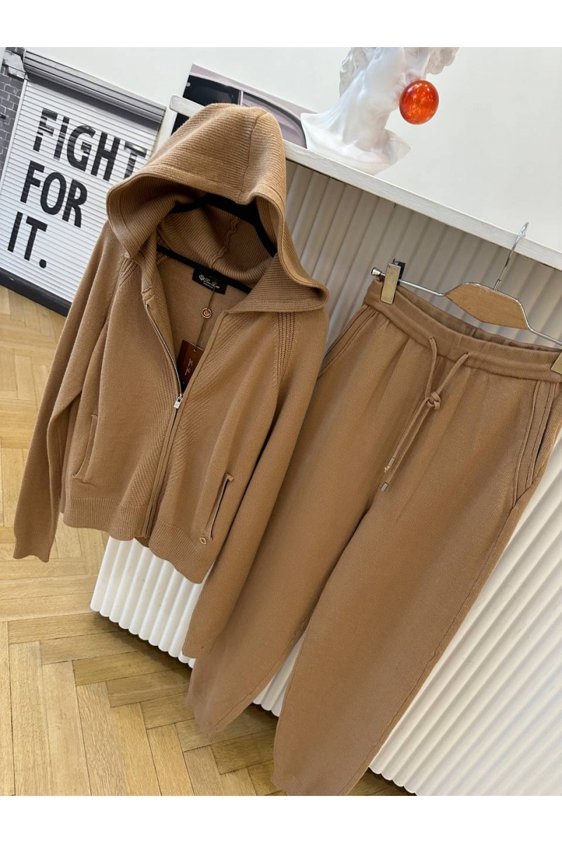 Loro Piana Женский костюм Premium