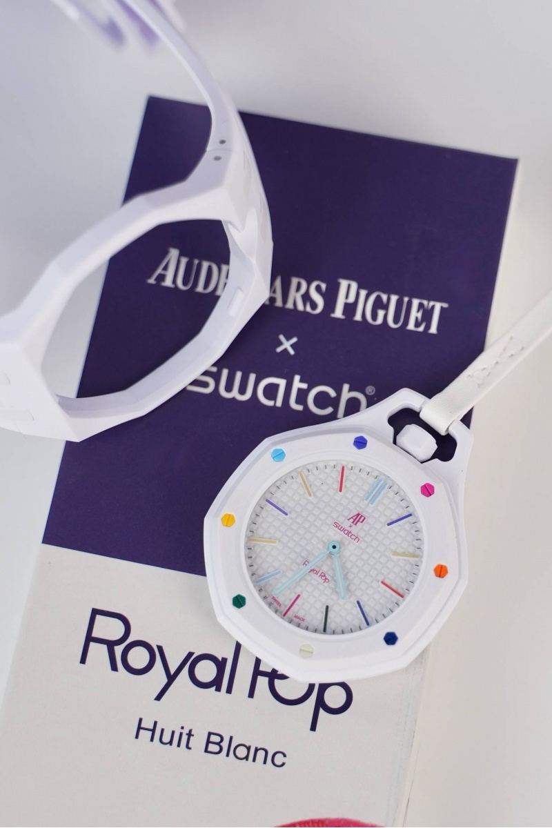 Designer Clothing Часы Audemars Piguet x Swatch "Royal Pop" Huit Blanc premium