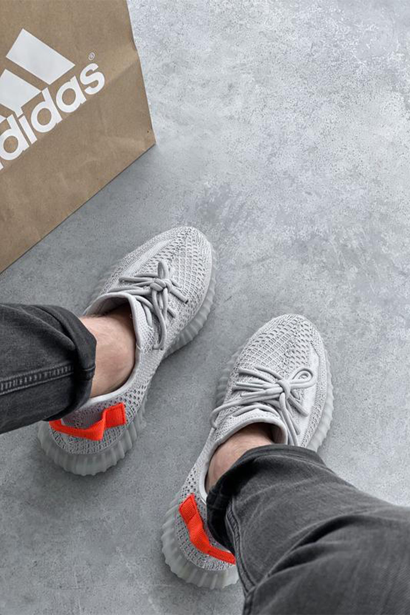 Adidas Кроссовки Yeezy Boost 350 V2 “Tail Light” 