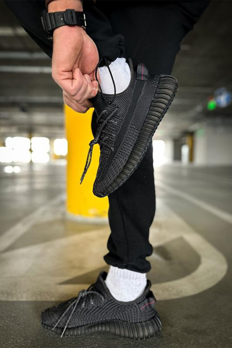 Adidas Кроссовки Yeezy Boost 350 v2 Black "Reflective laces" premium