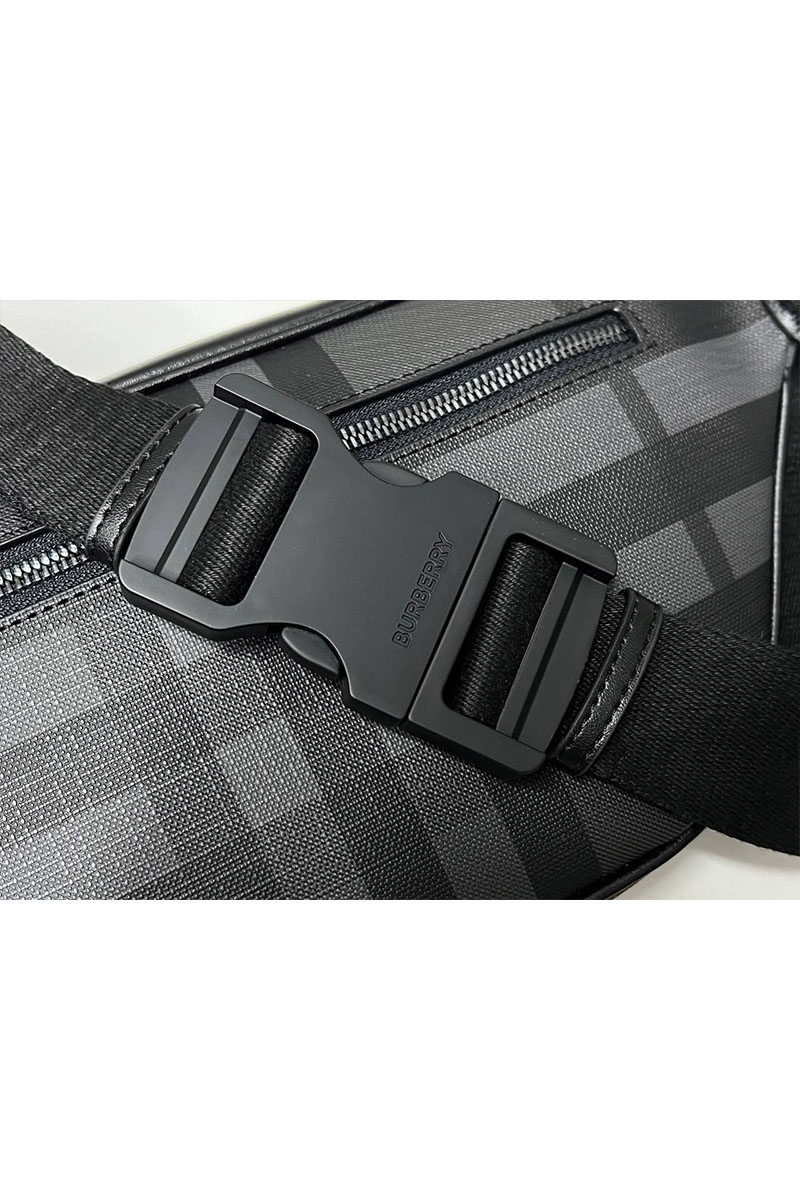 Burberry Сумка на пояс Sonny Check 28x14 см