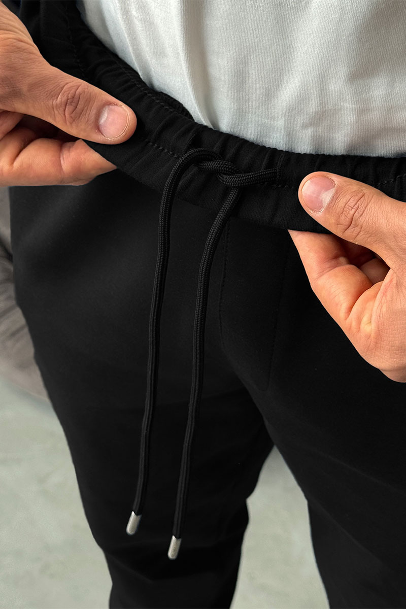 Emporio Armani EA7 Спортивный костюм чёрного цвета