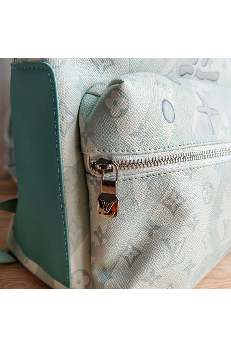 Lоuis Vuittоn Кожаный рюкзак Discovery Monogram 37x40x20 см