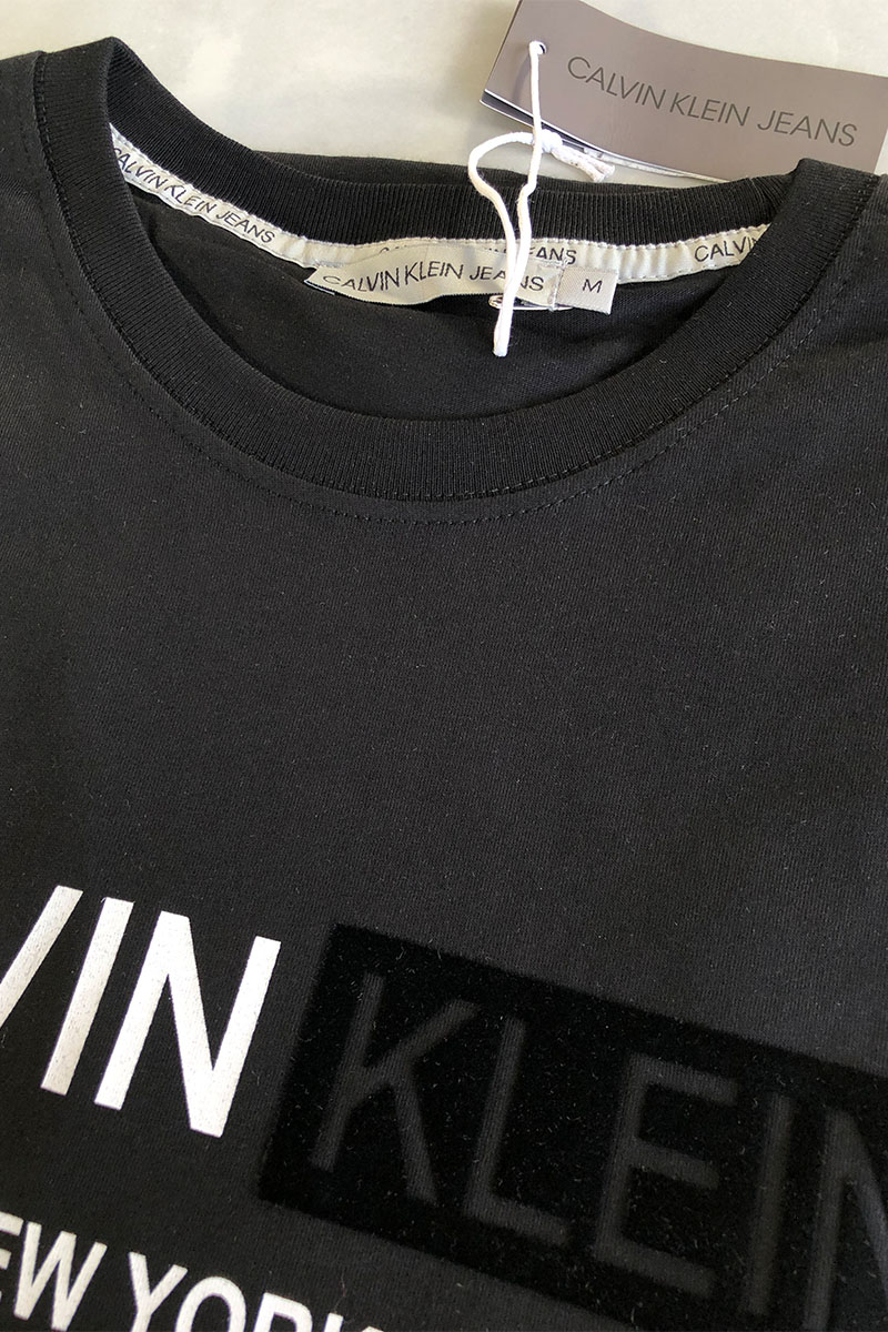 Calvin Klein Мужская чёрная футболка New York