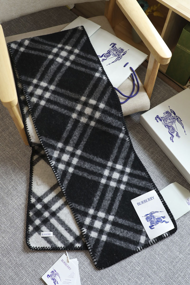 Burberry Шарф Check premium 182x30 см - Black