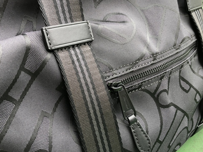Burberry Нейлоновая дорожная сумка  Premium 50x29x19 см