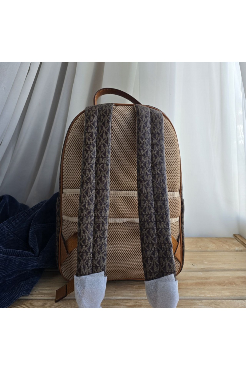 Michael Kors Кожаный рюкзак 40x28 см